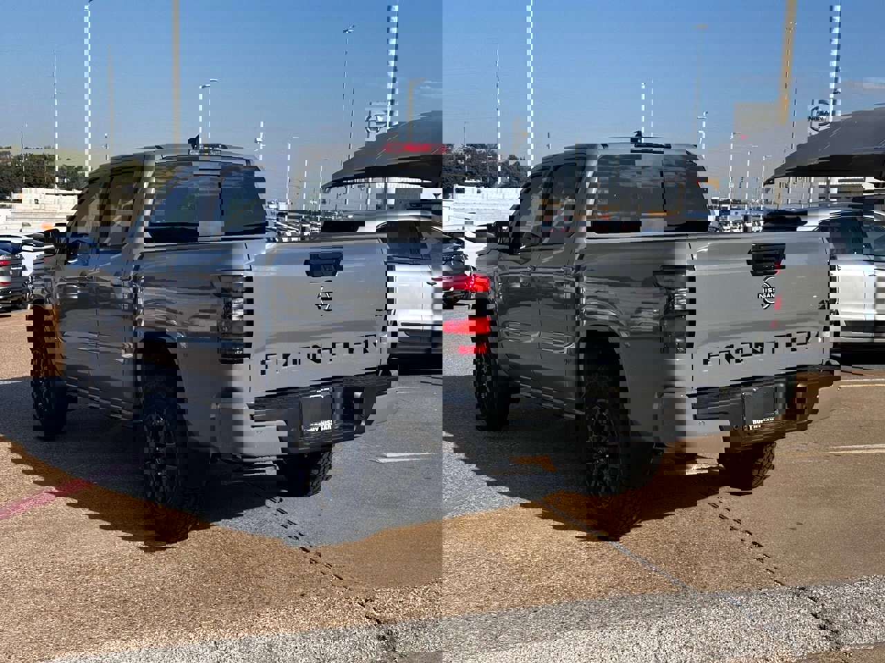 New 2026 Nissan Frontier SV image 6