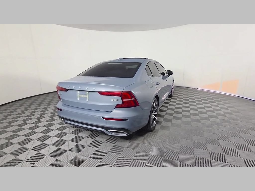 Used 2022 Volvo S60 B5 Momentum AWD/4WD image 42
