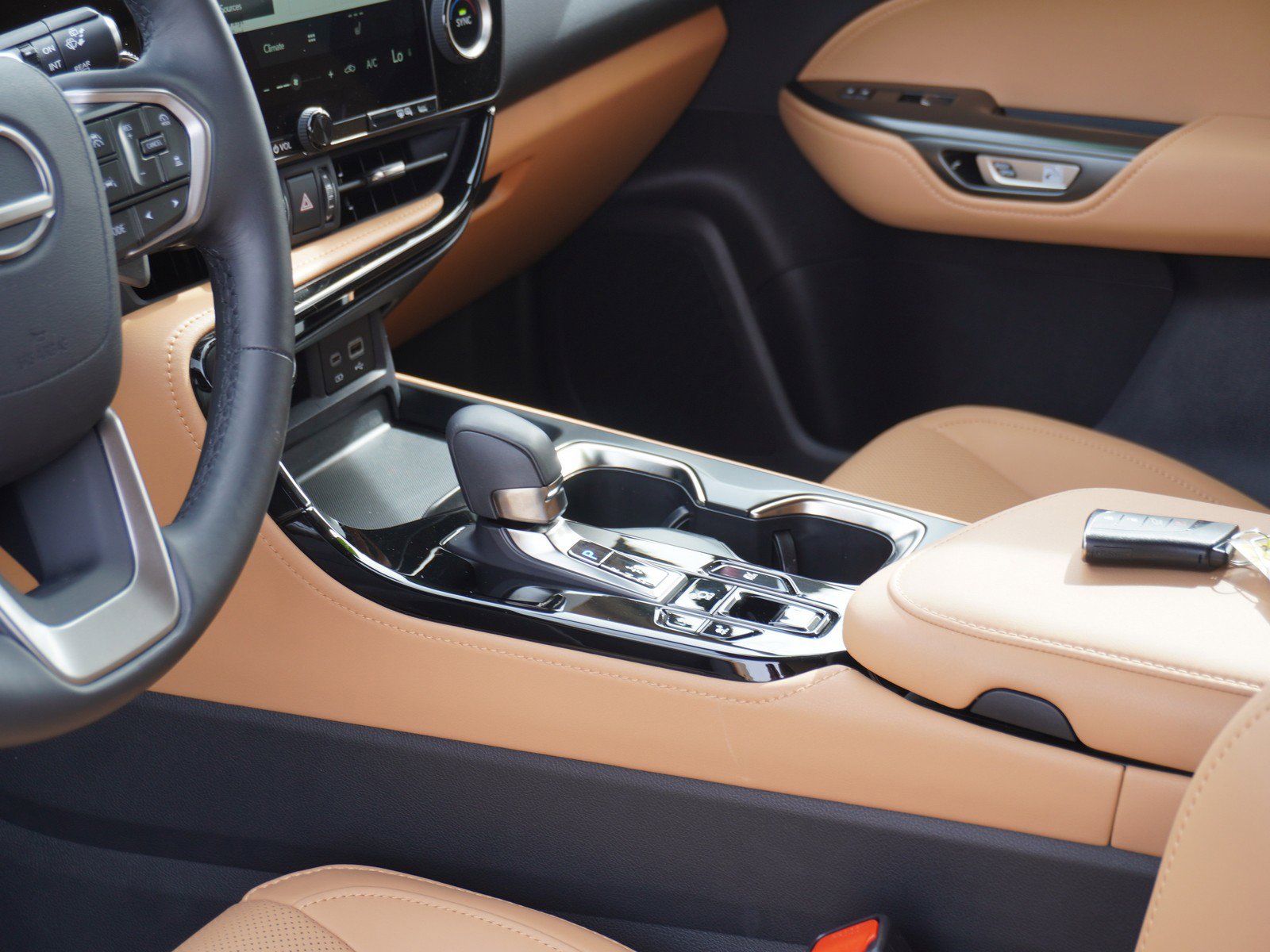 Used 2024 Lexus NX 350h AWD w/ Cold Area Package image 21