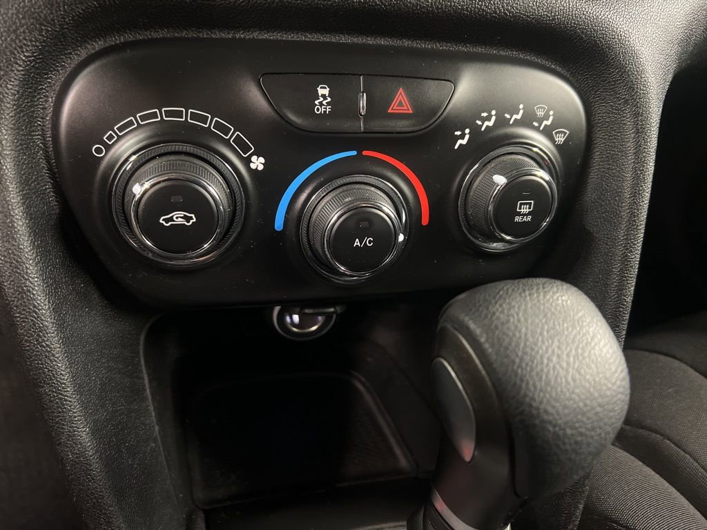 Used 2013 Dodge Dart SE w/ Value Group image 10