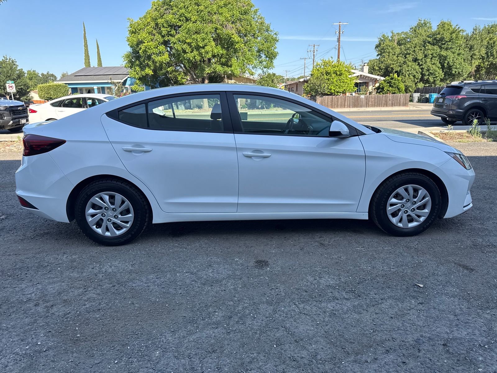 Used 2020 Hyundai Elantra SE w/ Cargo Package (C1) FWD image 6