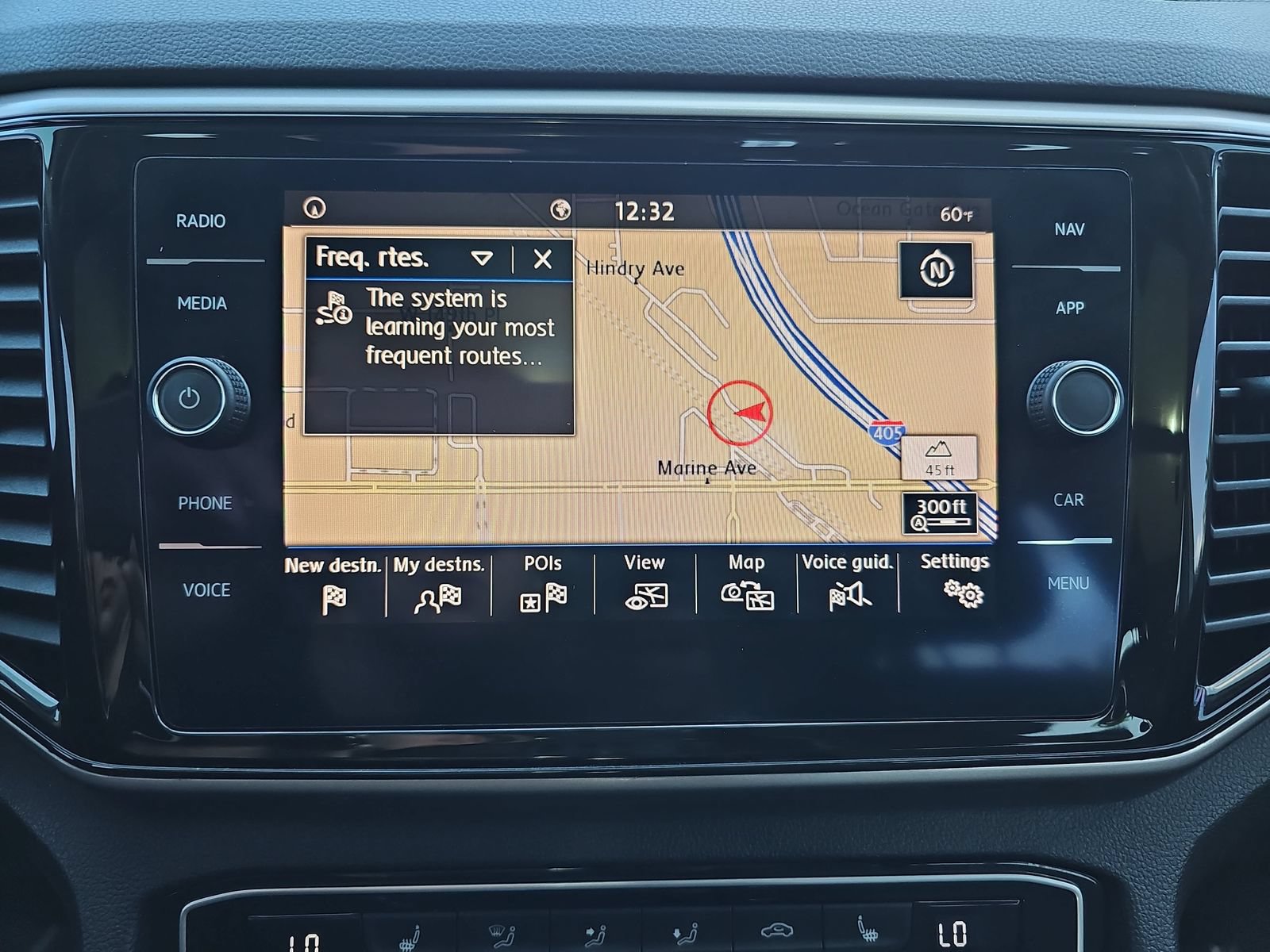 Used 2020 Volkswagen Atlas SEL FWD image 24
