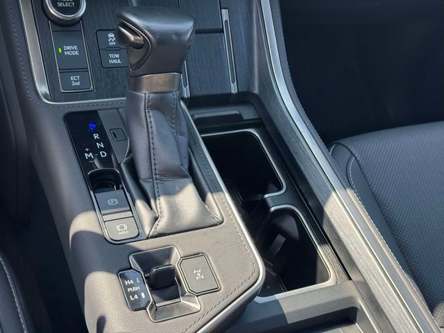 Used 2024 Lexus GX 550 AWD/4WD image 38