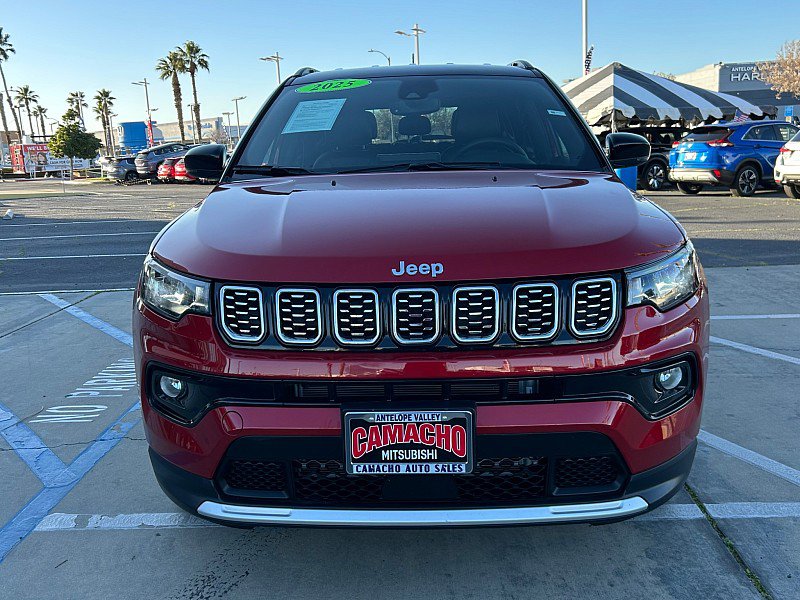 Used 2025 Jeep Compass Limited image 2