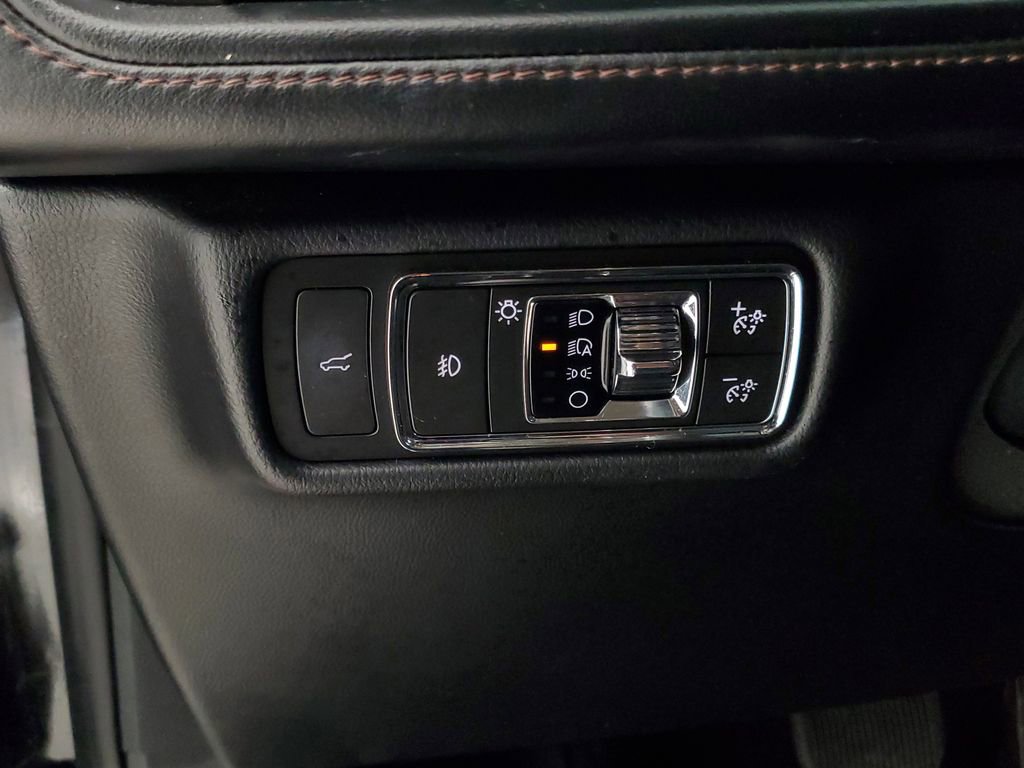 Used 2020 Lincoln Aviator Reserve w/ Equipment Group 202A image 11