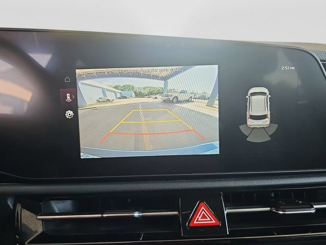 Used 2024 Kia Niro EX Touring FWD image 20