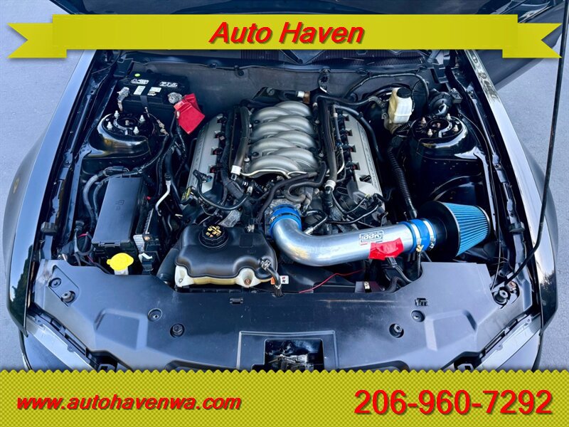 Used 2011 Ford Mustang GT Premium RWD image 10