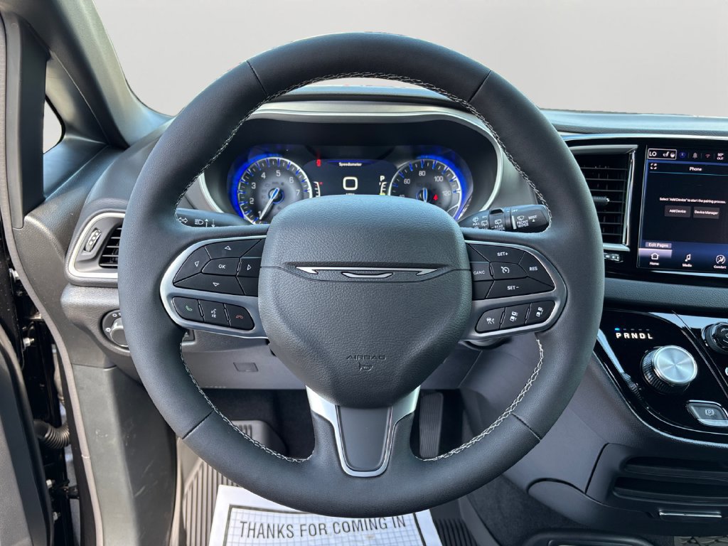 New 2027 Chrysler Pacifica LX FWD image 19