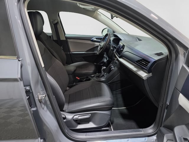 Used 2022 Volkswagen Taos SE AWD/4WD image 34