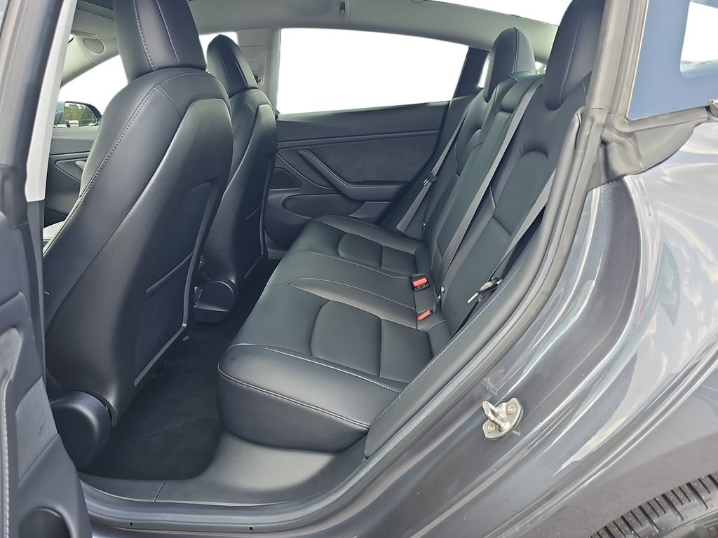 Used 2018 Tesla Model 3 Mid Range RWD image 14