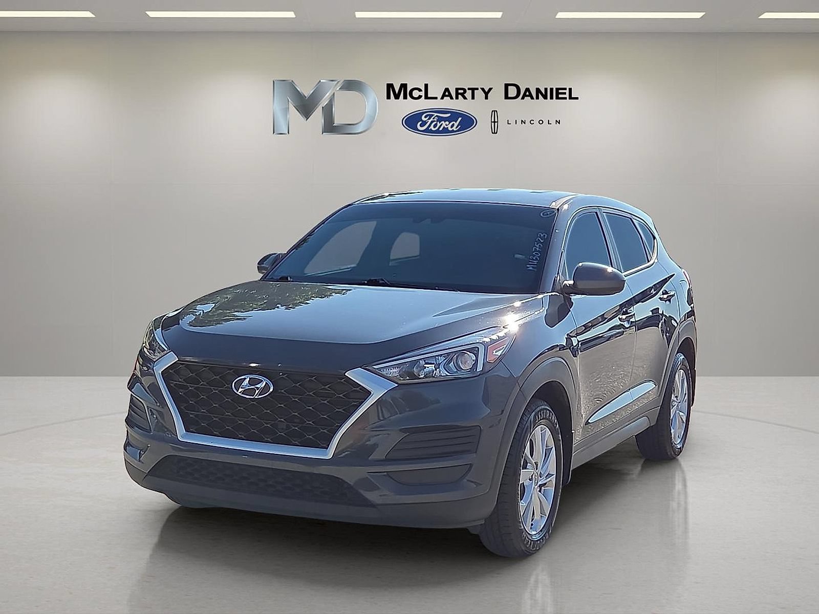 Used 2021 Hyundai Tucson SE FWD image 2
