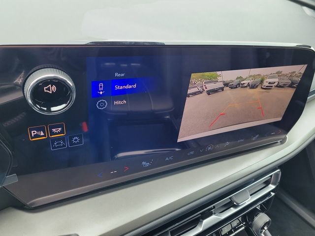 New 2026 Chevrolet Traverse LT image 30