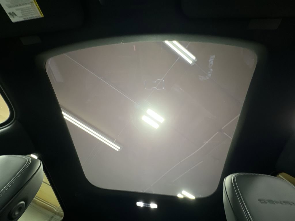 New 2025 GMC Sierra EV Denali image 18