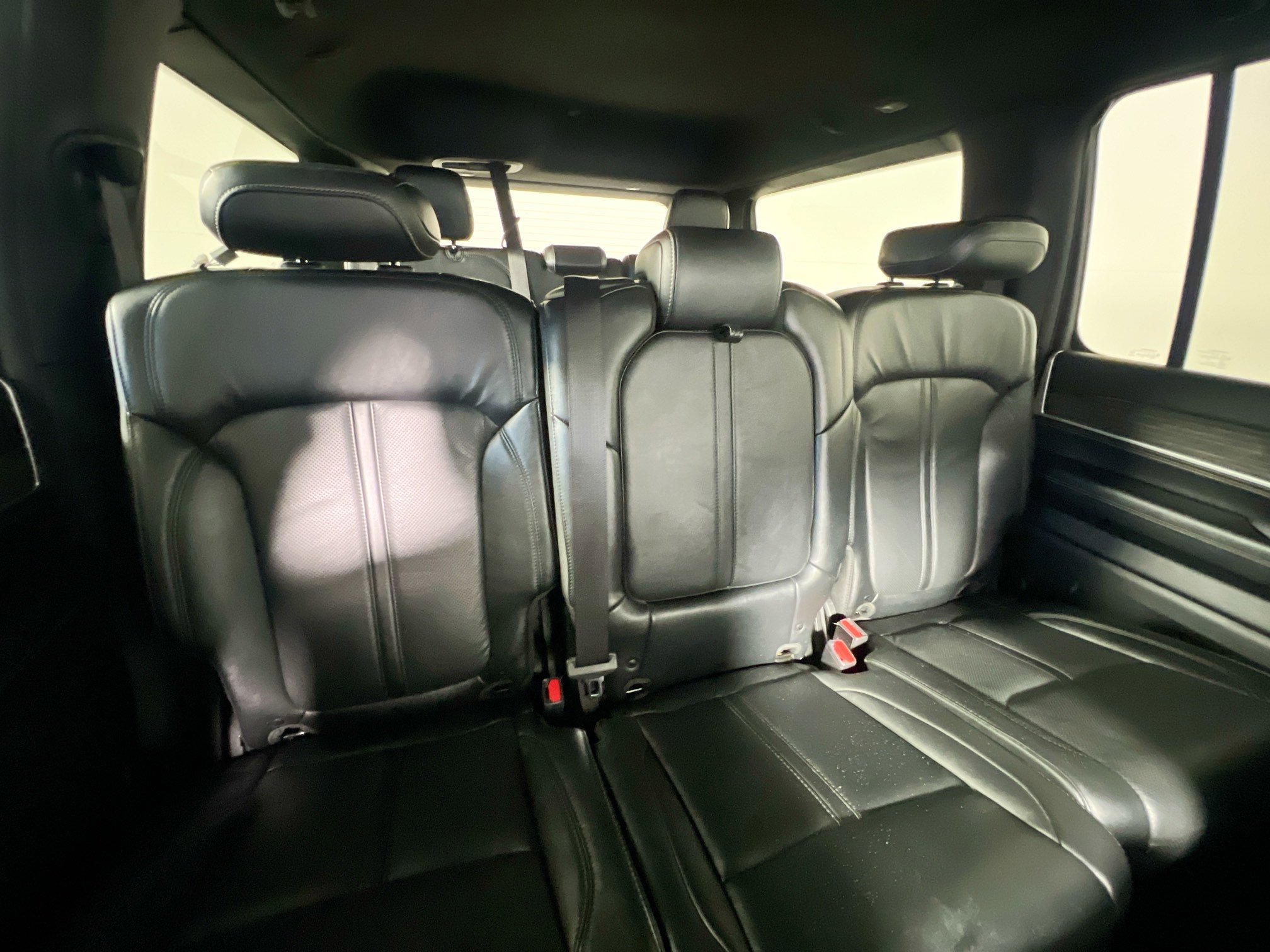 Used 2022 Jeep Wagoneer Series II AWD/4WD image 33