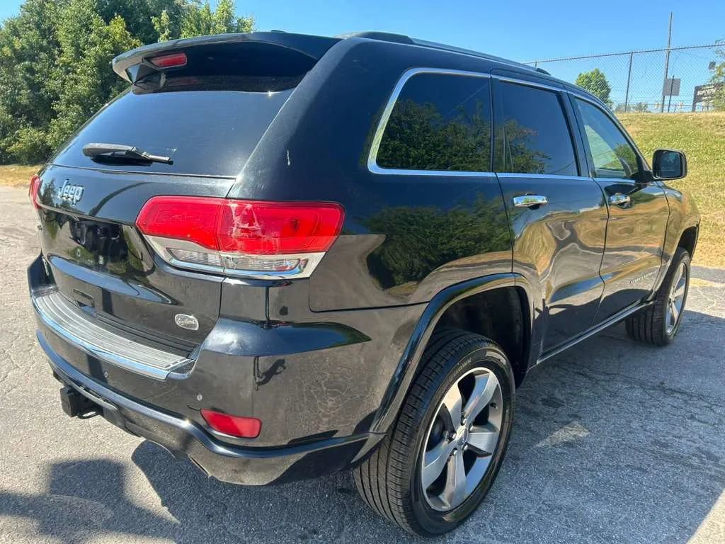 Used 2015 Jeep Grand Cherokee Overland AWD/4WD image 5