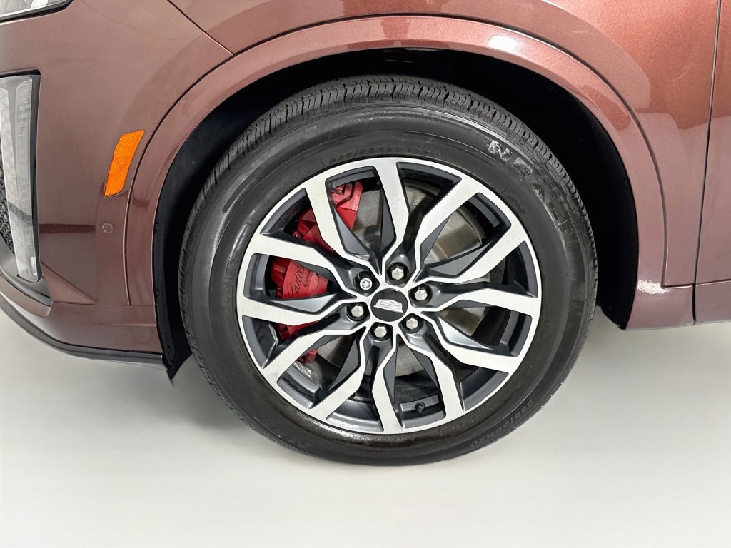 Used 2022 Cadillac XT6 Sport w/ Platinum Package AWD/4WD image 29