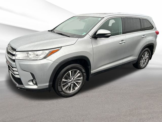 Used 2019 Toyota Highlander XLE image 1