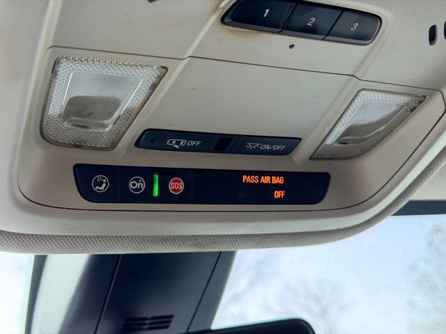 Used 2020 Chevrolet Traverse RS image 19