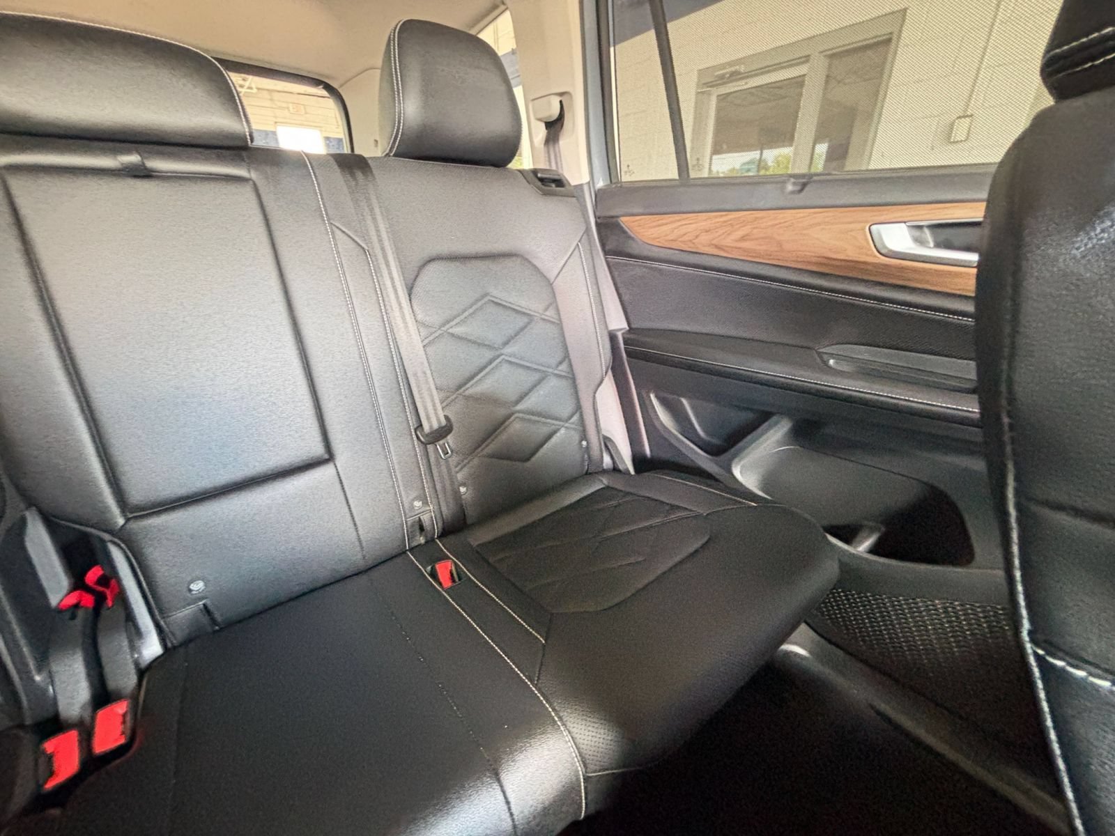 Used 2026 Volkswagen Atlas SE FWD image 35