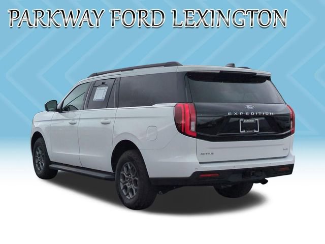 Used 2025 Ford Expedition Max Active RWD image 3