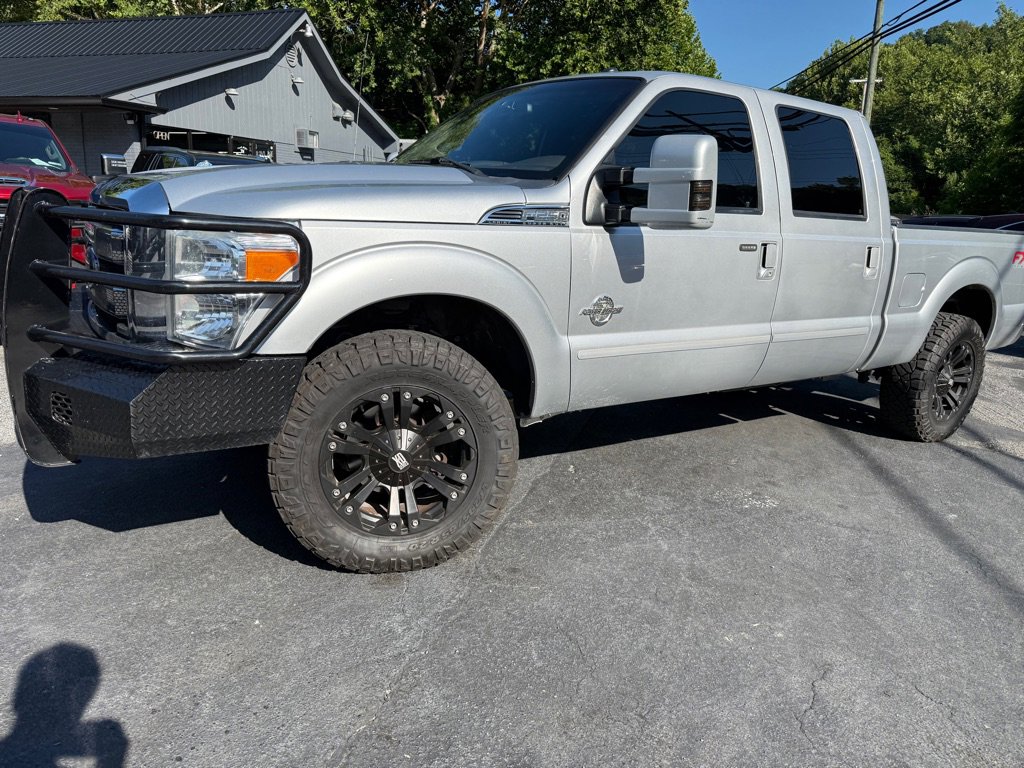 Used 2014 Ford F250 Lariat w/ Lariat Interior Package AWD/4WD image 26