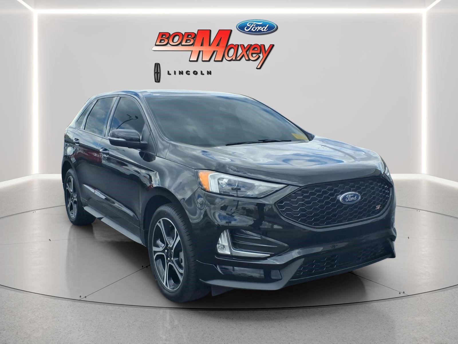 Used 2023 Ford Edge ST AWD/4WD image 3
