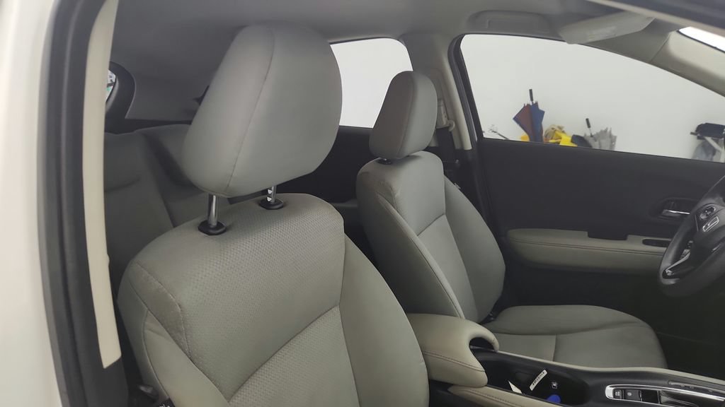 Used 2019 Honda HR-V LX image 23