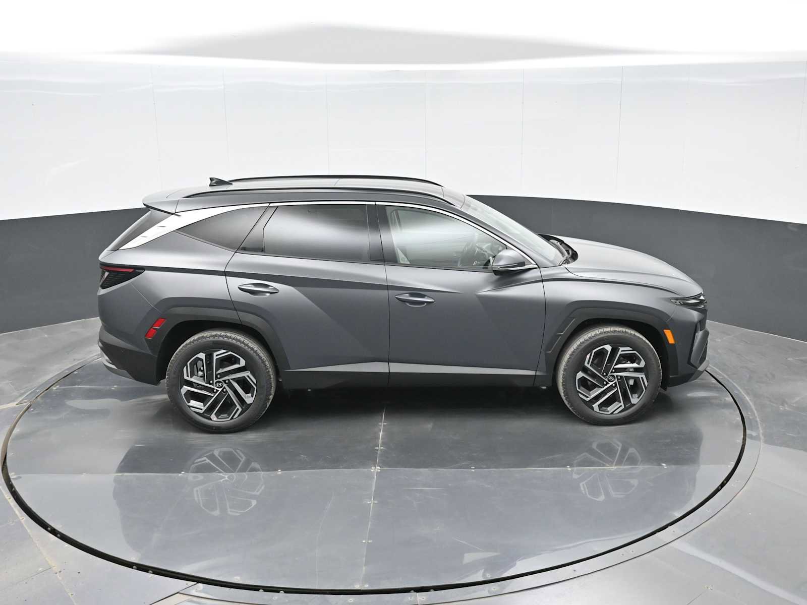 New 2026 Hyundai Tucson Limited image 30
