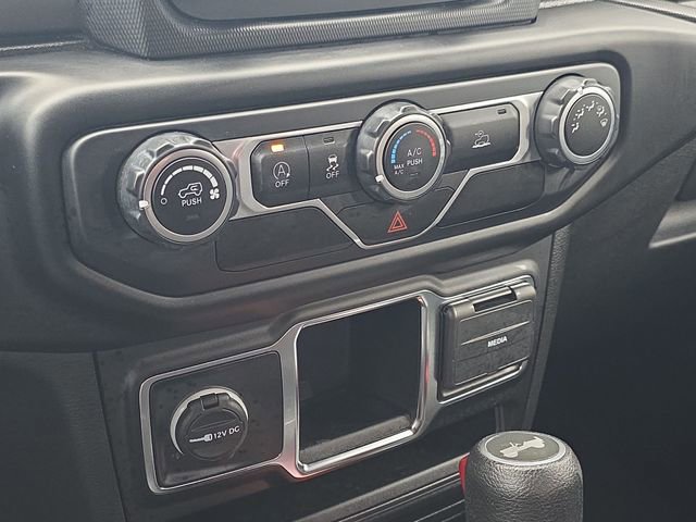 Used 2021 Jeep Wrangler Unlimited Sport AWD/4WD image 19