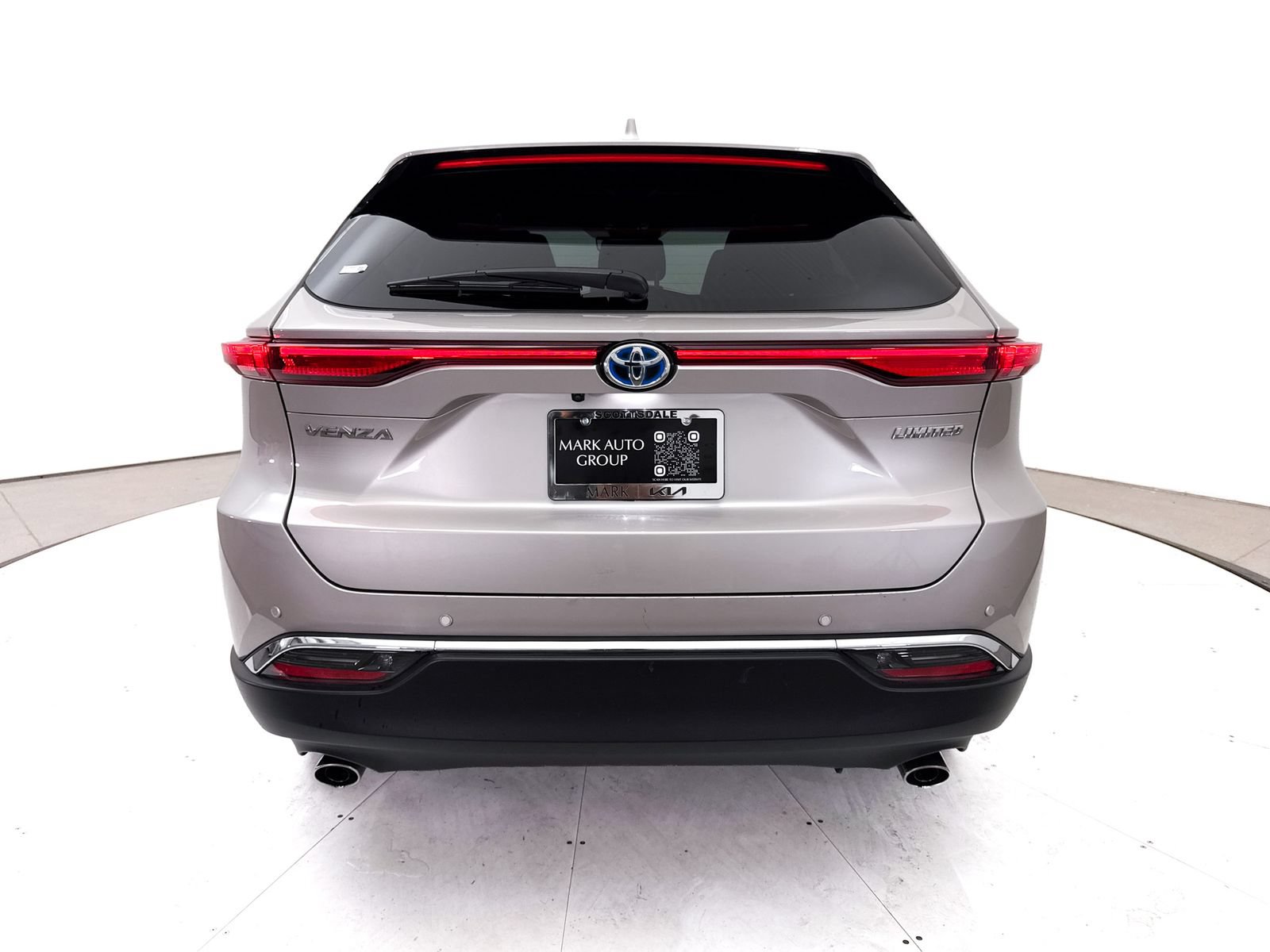 Used 2023 Toyota Venza Limited AWD/4WD image 17