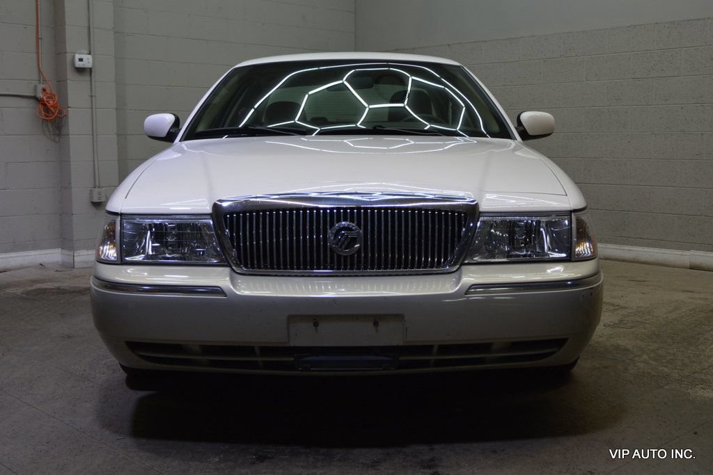 Used 2003 Mercury Grand Marquis GS RWD image 9