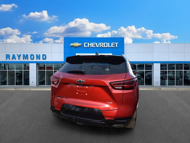 Used 2023 Chevrolet Blazer RS w/ Driver Confidence II Package AWD/4WD image 3