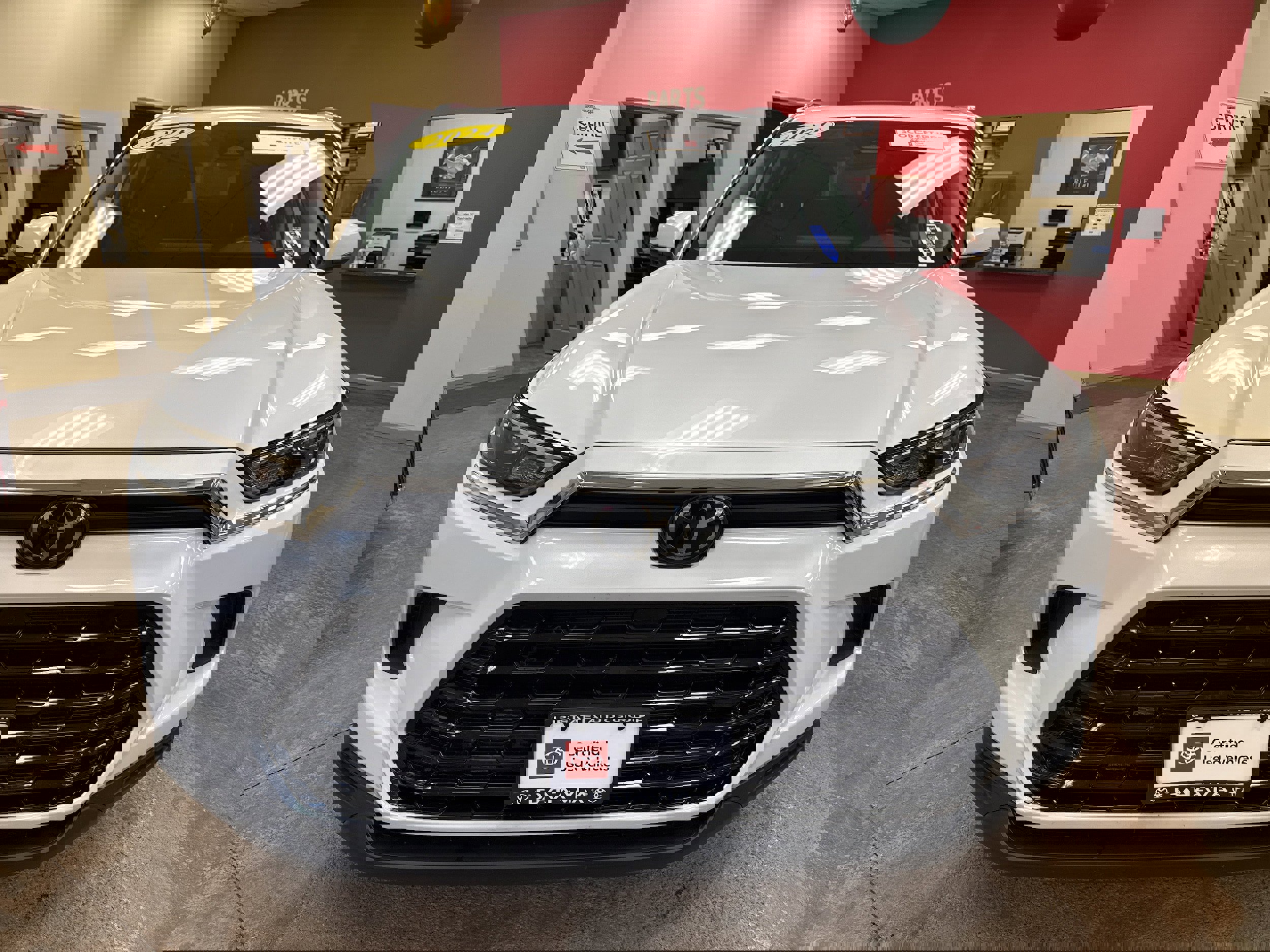 Certified 2024 Toyota Grand Highlander XLE image 2