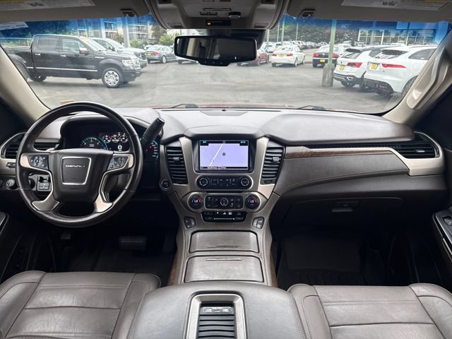 Used 2018 GMC Yukon Denali w/ Denali Ultimate Package AWD/4WD image 11