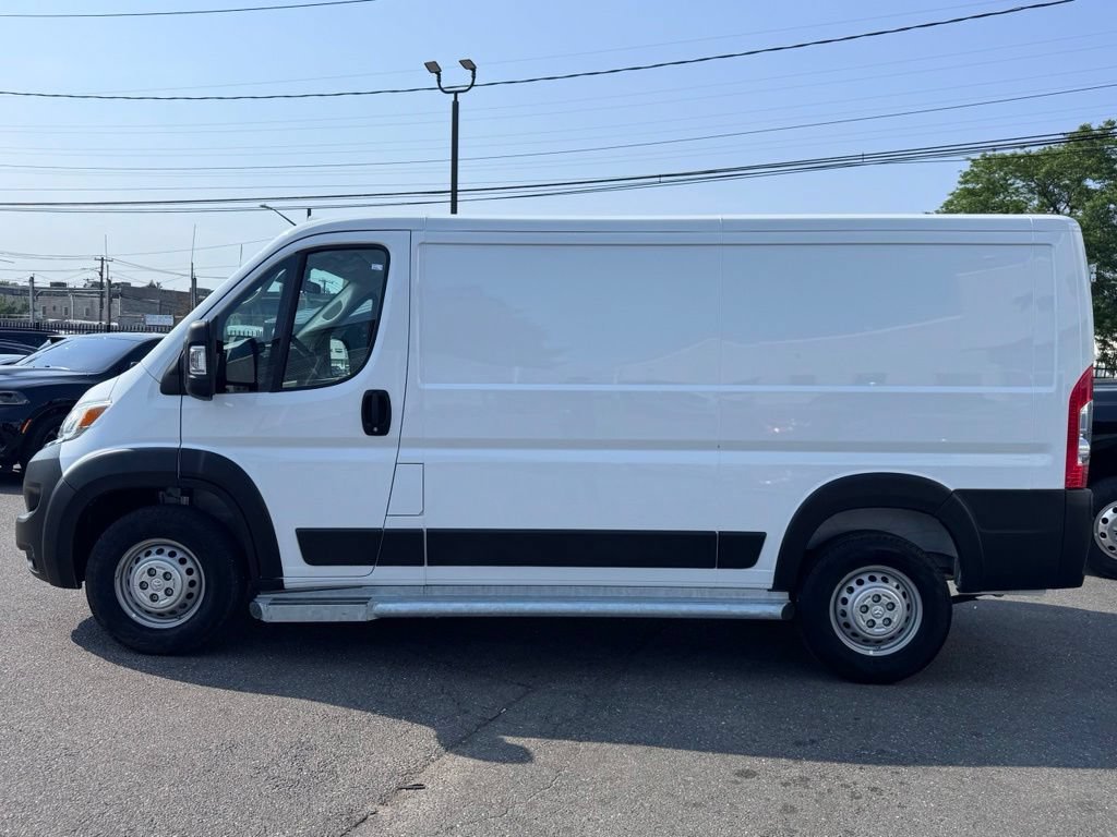 Used 2025 RAM ProMaster 2500 w/ U-Haul Equipment Group FWD image 4