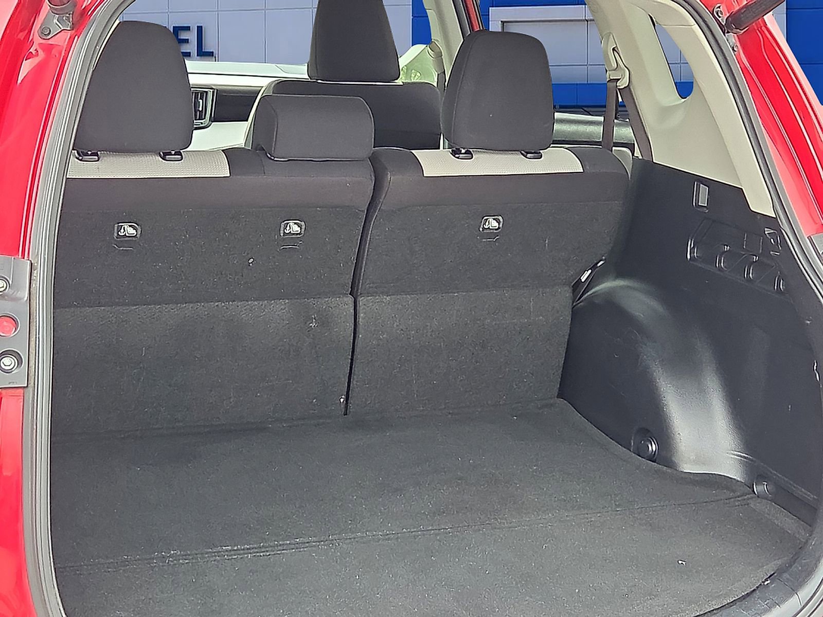 Used 2017 Toyota RAV4 XLE image 8