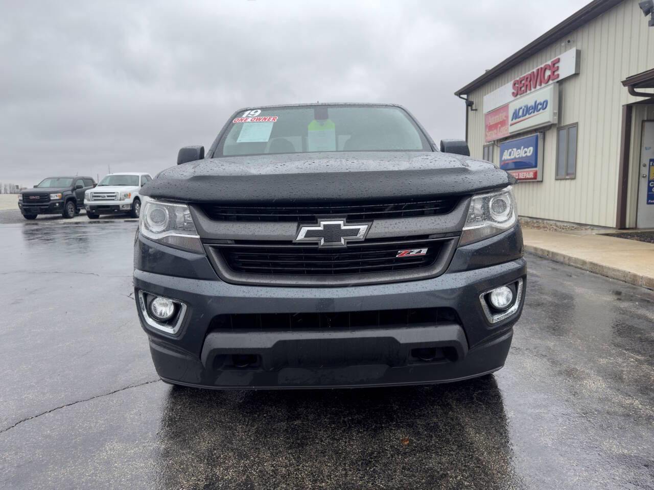 Used 2019 Chevrolet Colorado Z71 AWD/4WD image 3