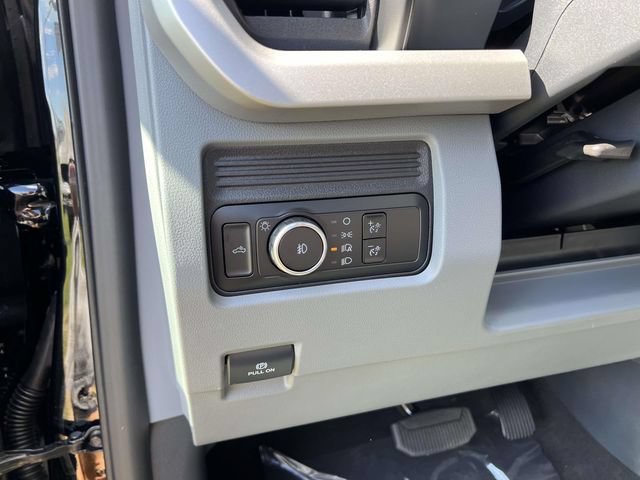 New 2026 Ford F350 XLT w/ 360-Degree Camera Package AWD/4WD image 13