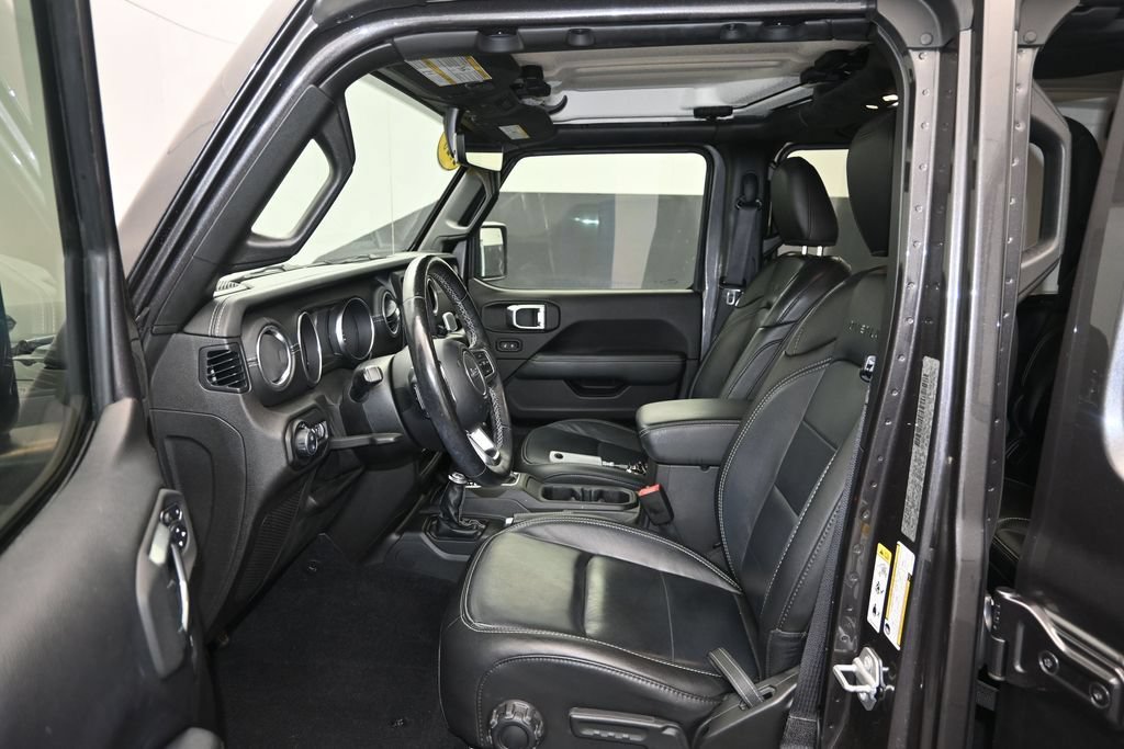 Used 2020 Jeep Gladiator Overland AWD/4WD image 12