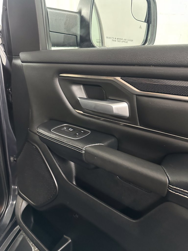 Used 2020 RAM 1500 Rebel AWD/4WD image 38