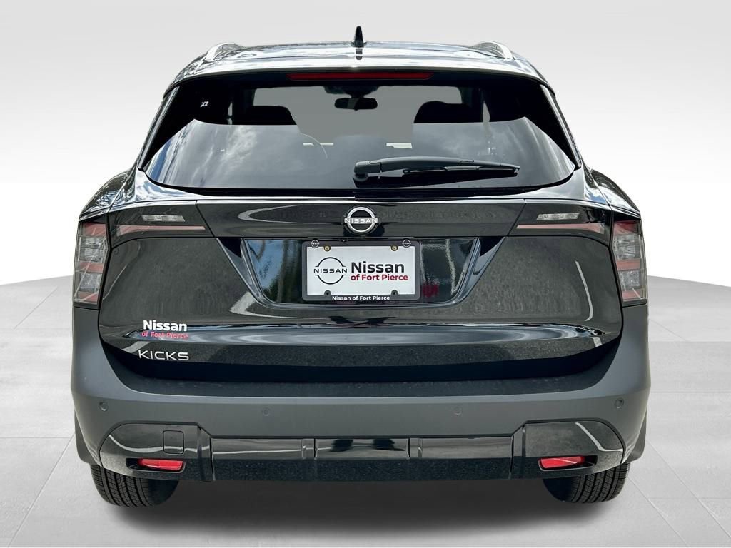 New 2026 Nissan Kicks SV w/ SV Premium Package FWD image 7