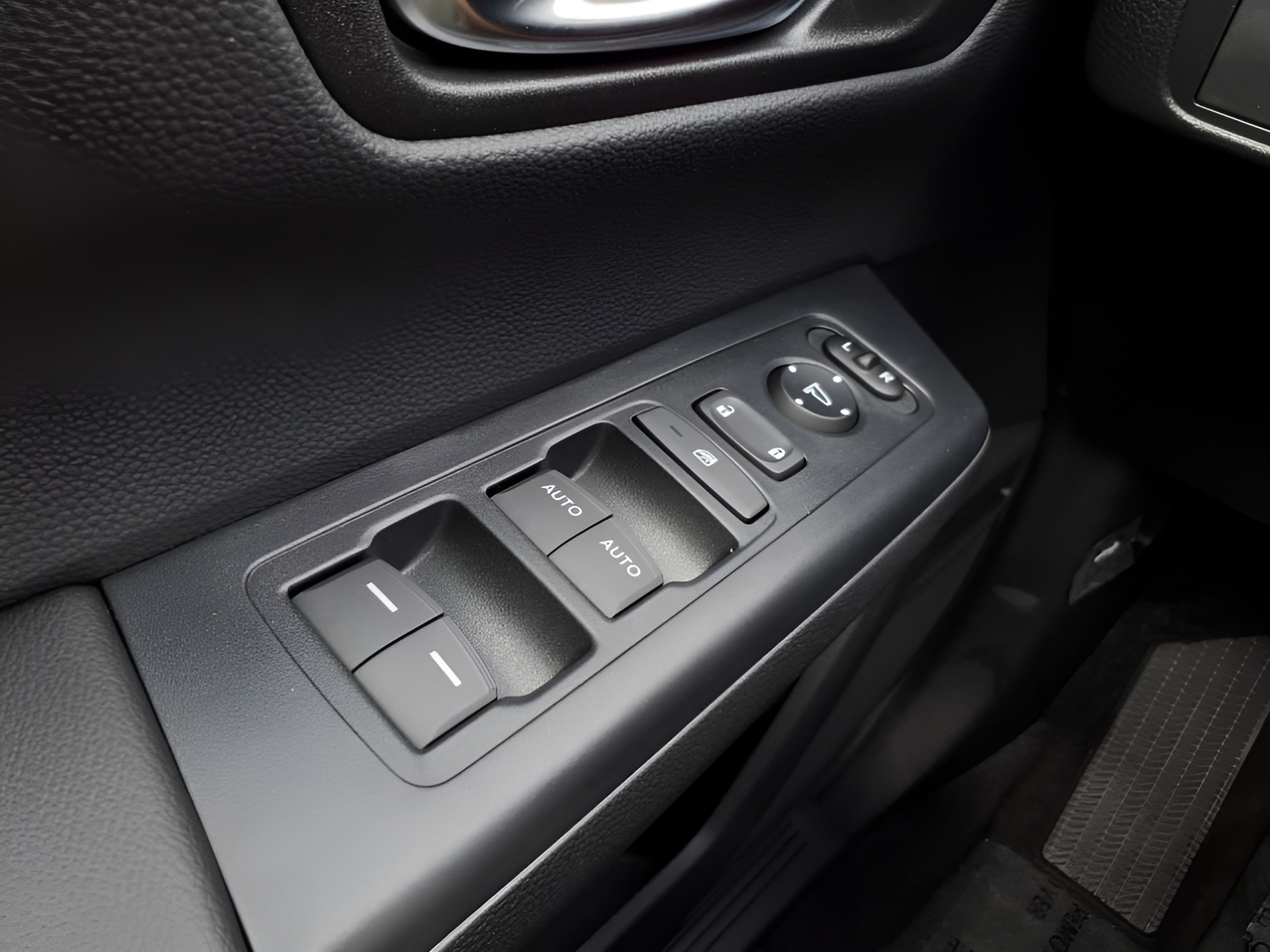 New 2027 Honda CR-V EX image 18