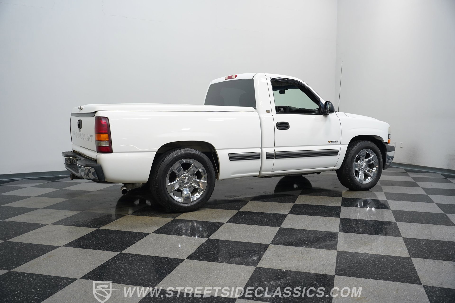 Used 2002 Chevrolet Silverado 1500 2WD Regular Cab image 13