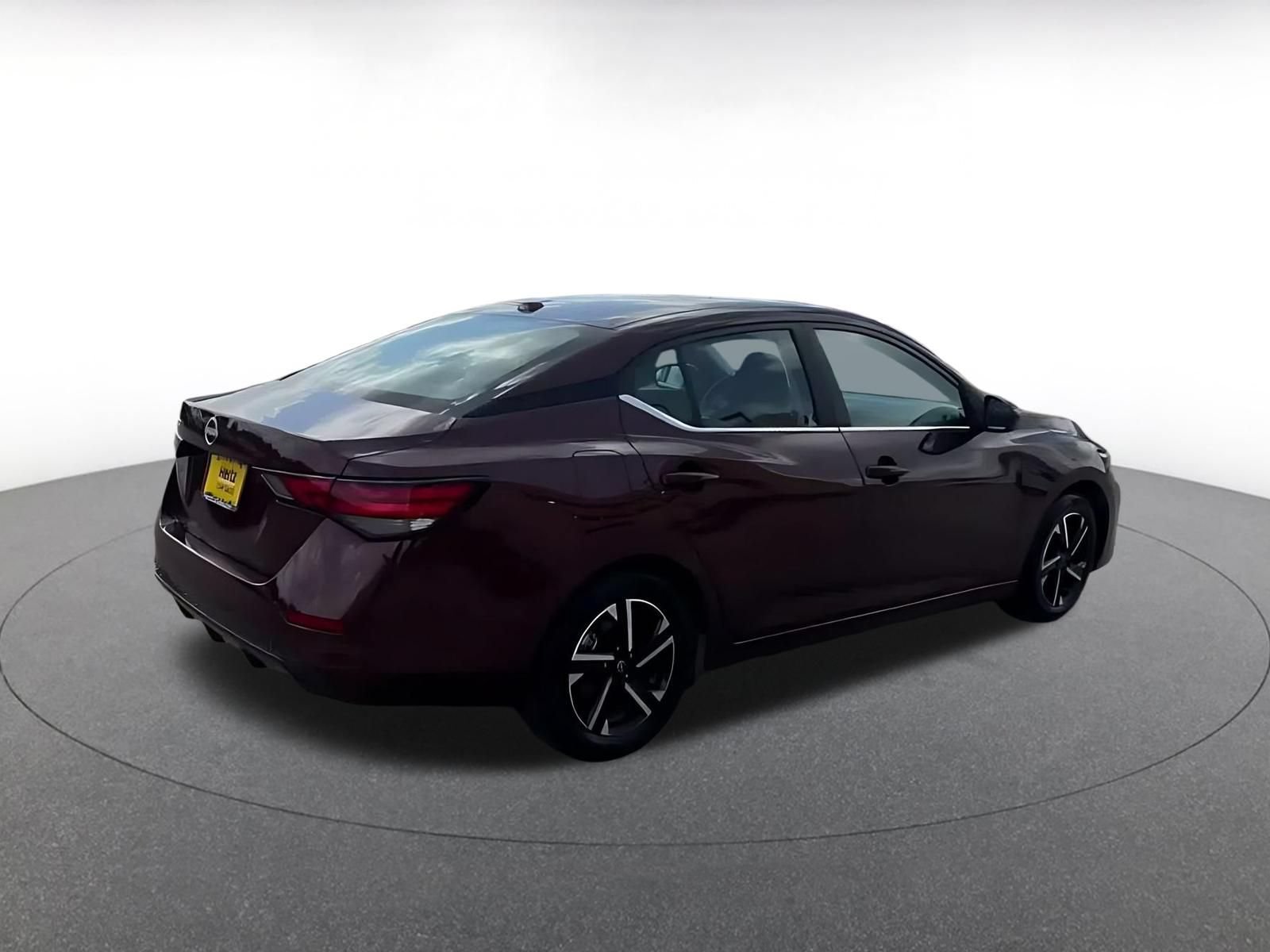 Used 2025 Nissan Sentra SV FWD image 15