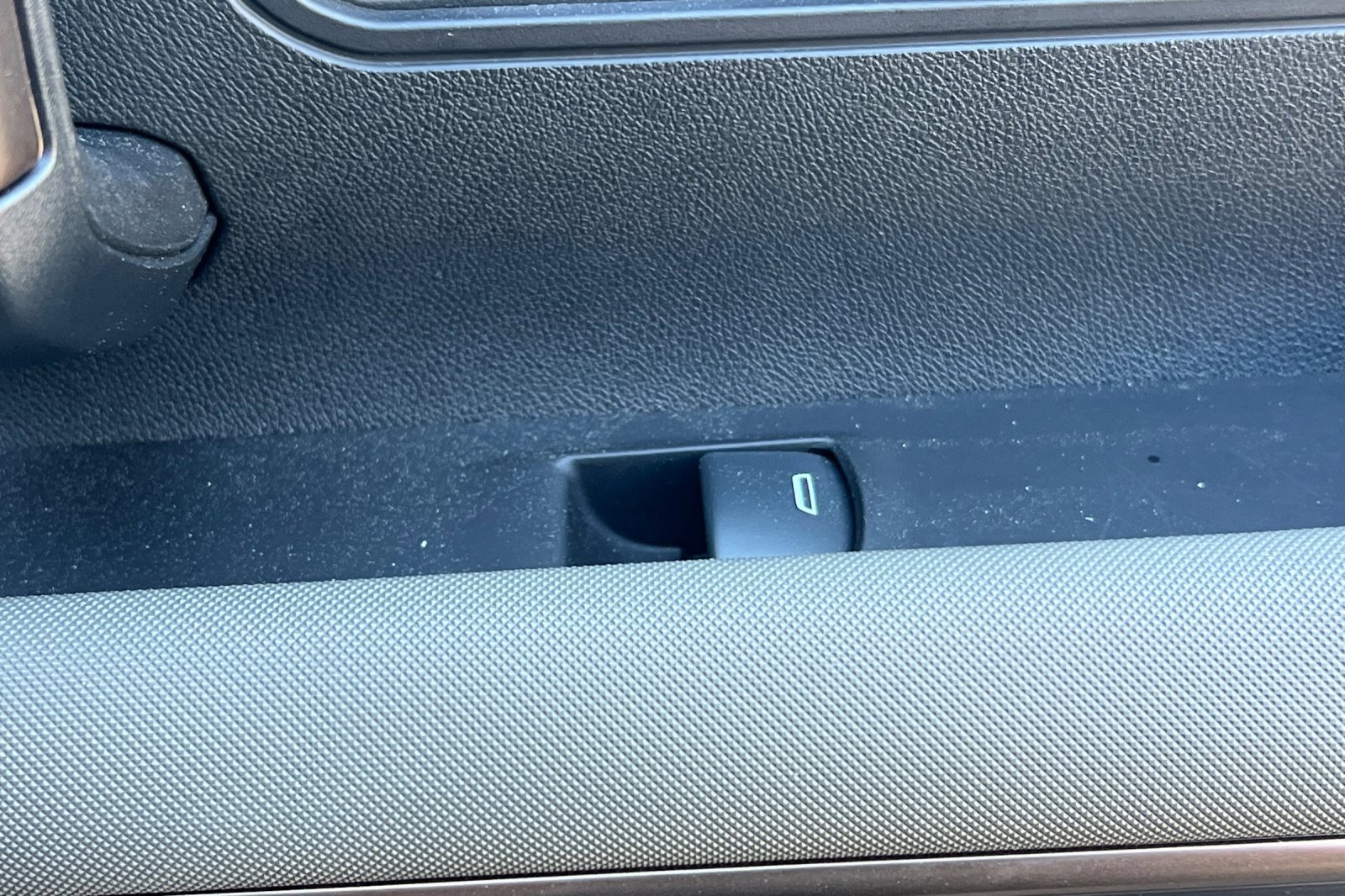 Used 2025 GMC Hummer EV 2X w/ Extreme Off-Road Package image 21