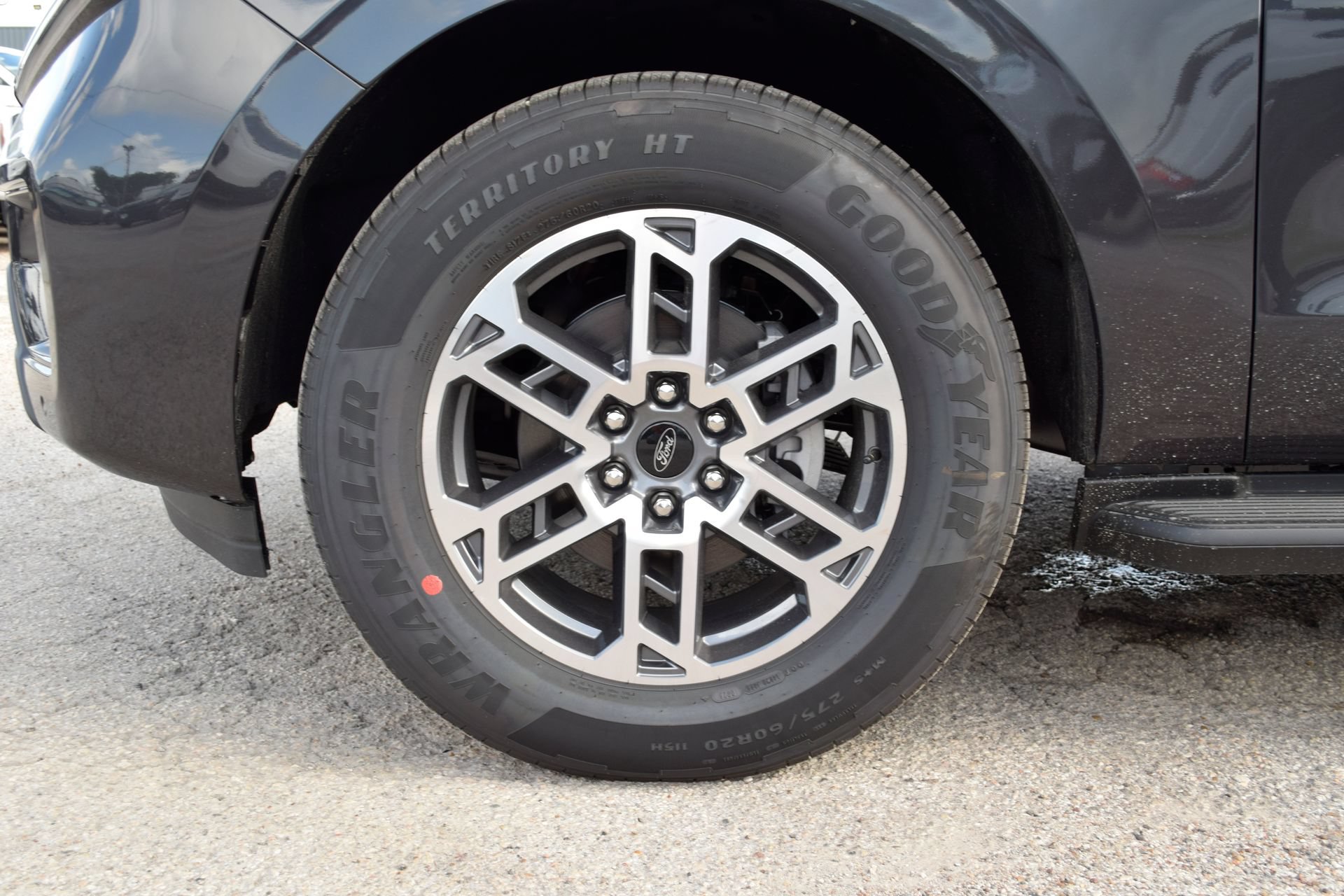 New 2026 Ford Expedition Active RWD image 25