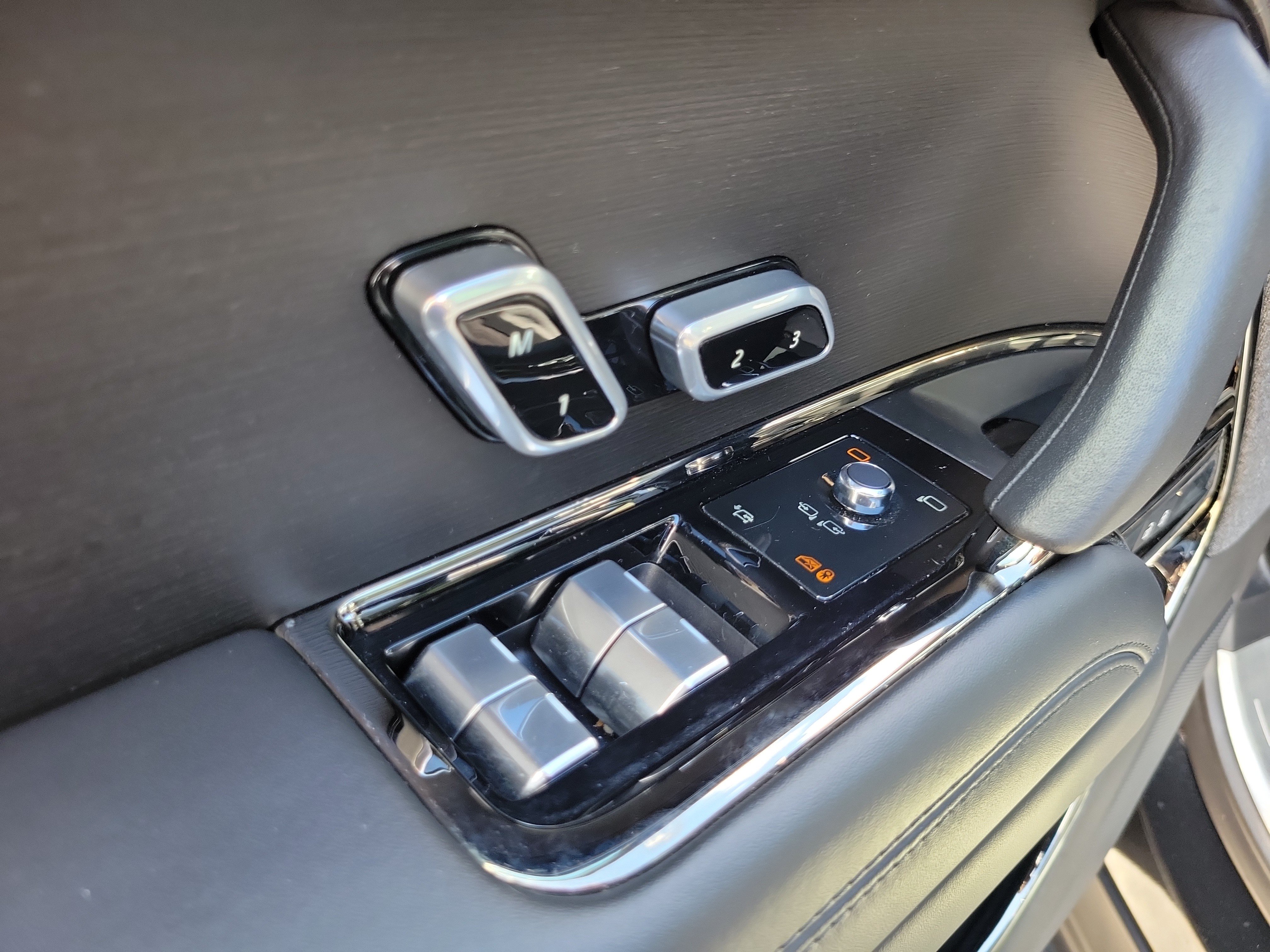 Used 2023 Land Rover Range Rover Sport SE Dynamic AWD/4WD image 19