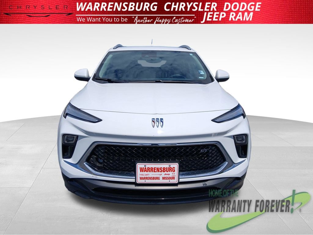 Used 2024 Buick Encore GX Sport Touring AWD/4WD image 10