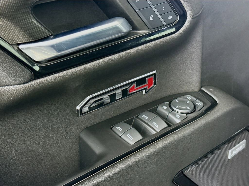 Used 2023 GMC Sierra 1500 AT4 w/ Technology Package image 21