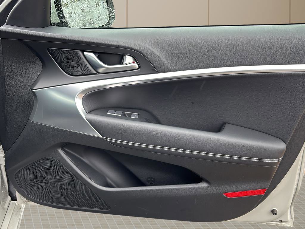 Certified 2026 Genesis G70 2.5T image 35